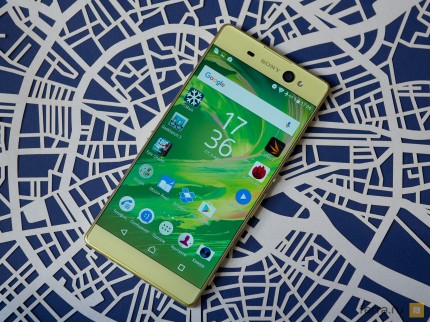 Sony Xperia XA Ultra, вид спереди