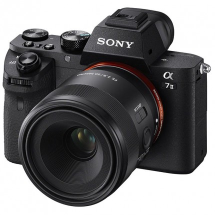 Sony FE 50mm F2.8 Macro