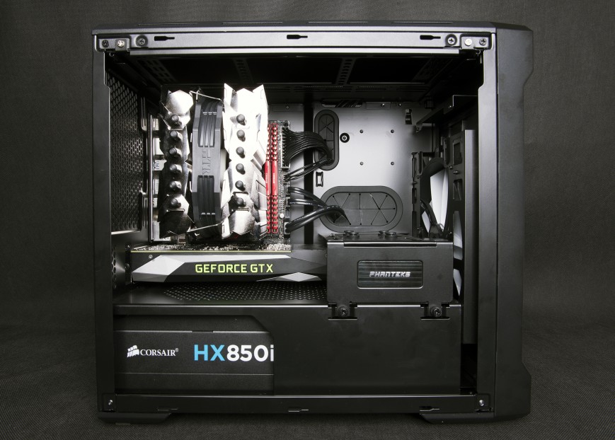 Phanteks Enthoo Evolv ITX